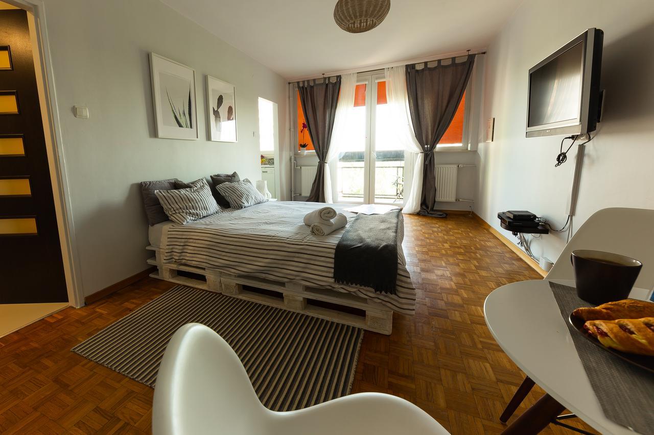 Warszawa Apartamenty - Promyk Bagian luar foto